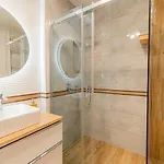 Horyzont Apartamenty-anton-piekny Blisko Centrum, Dwie Sypialnie, Prywatny Garaz
